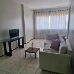 Apto Praia Do Futuro 3 Minutos Da Praia